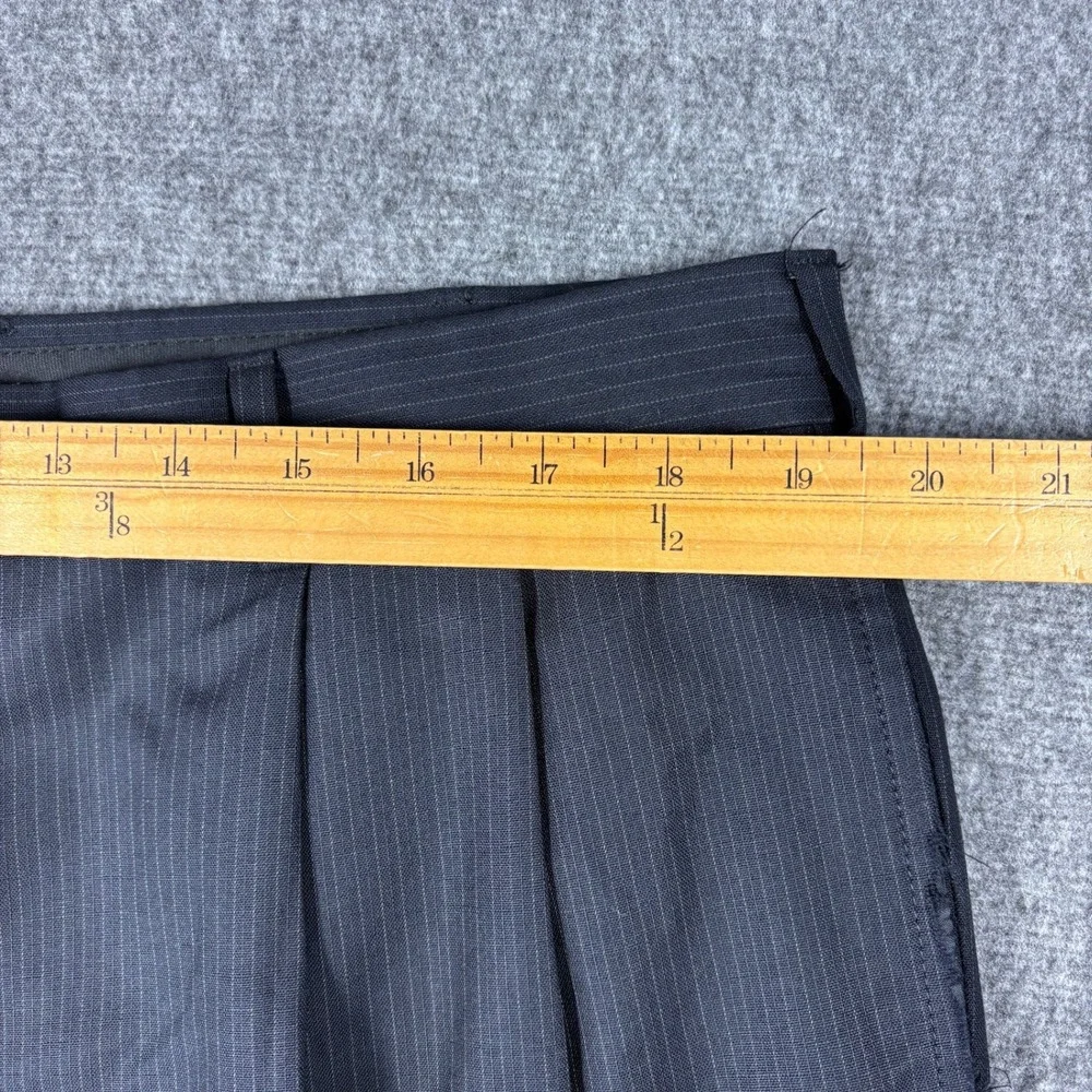 Jos. A. Bank Mens Pinstripe 100% Wool 2 Piece Suit 44L 39X30